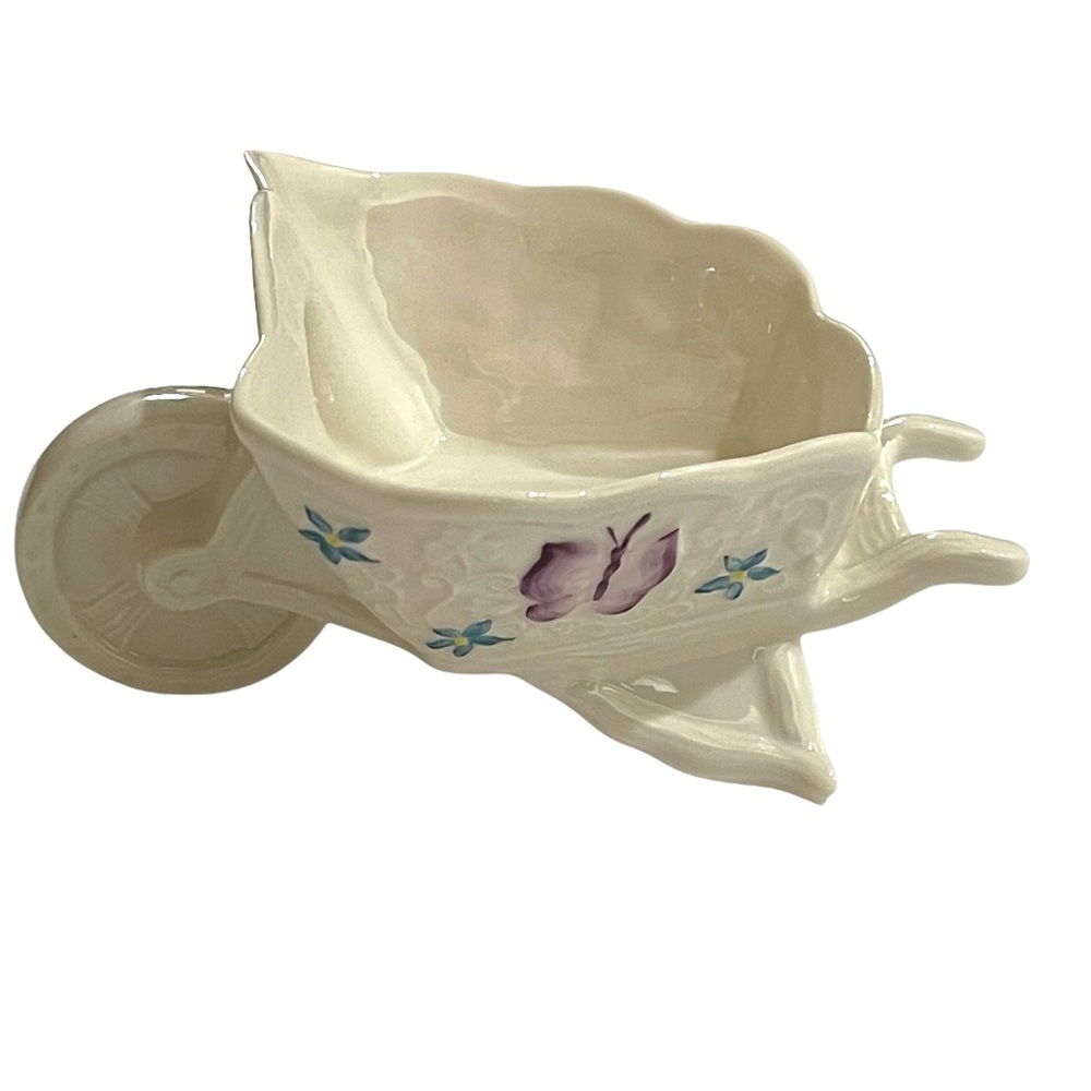 Belleek Hand Crafted fine Irish China Wheelbarrow Dish